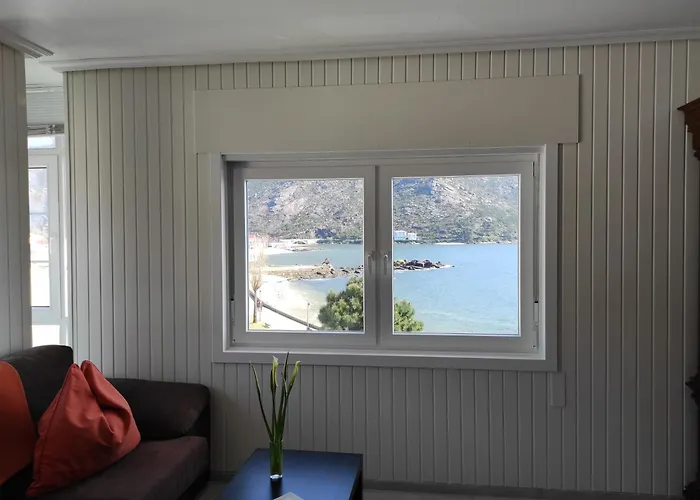 Area Pequena 2 * Эсаро